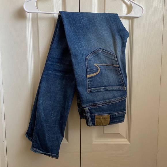 American Eagle Super High Rise Jegging - Picture 4 of 4